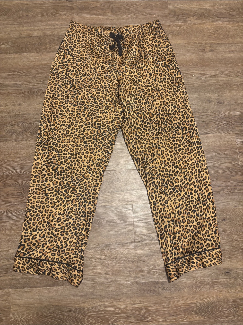 victoria’s secret leopard pajama pants